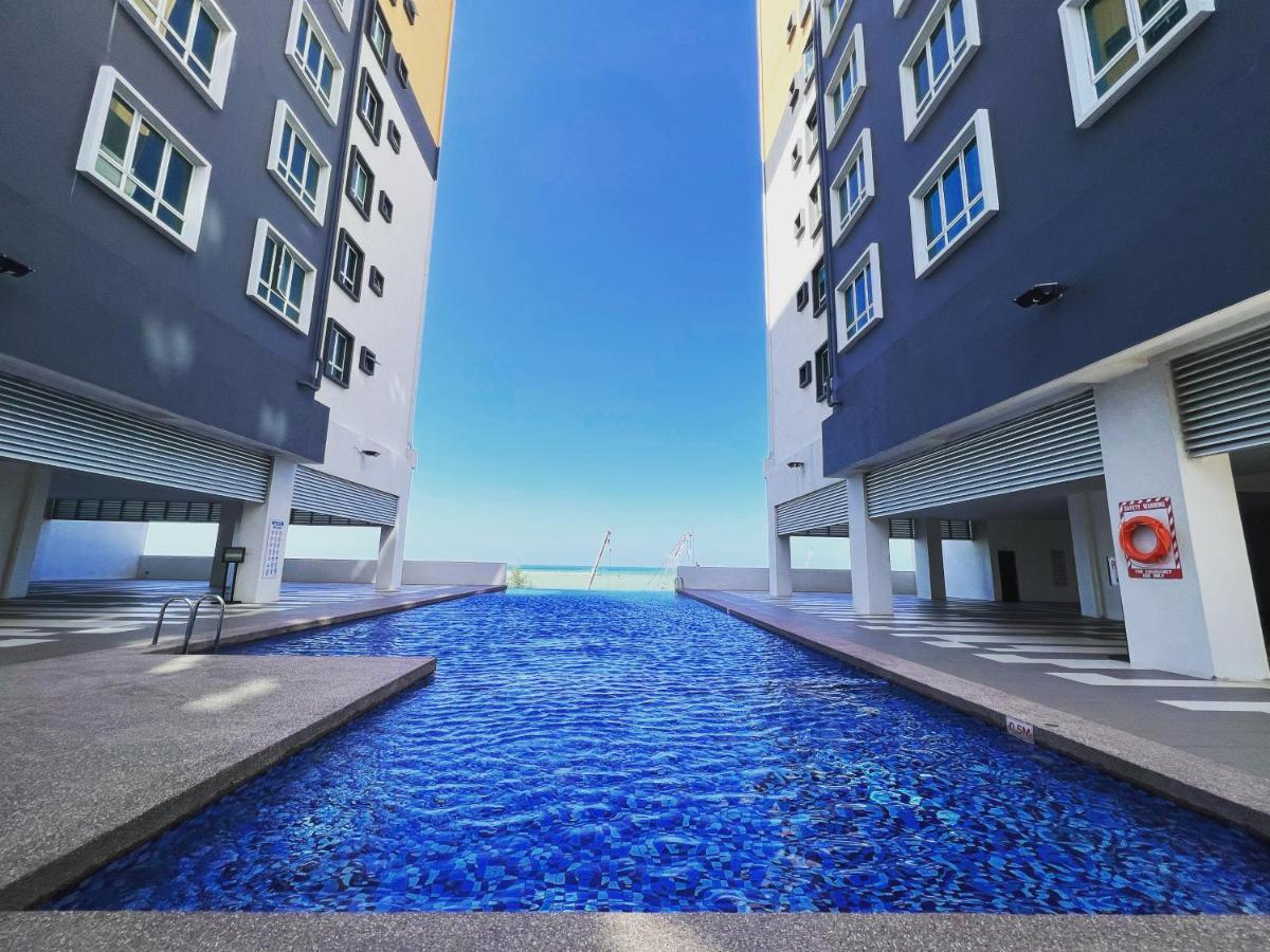 Ureshii Homestay Ladang Tanjung Kuala Terengganu With Pool מראה חיצוני תמונה