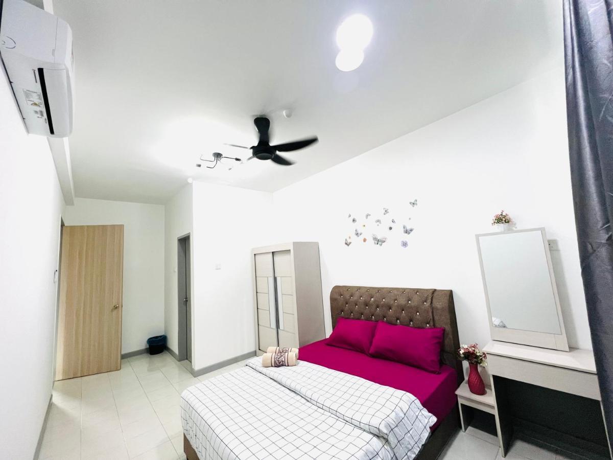 Ureshii Homestay Ladang Tanjung Kuala Terengganu With Pool מראה חיצוני תמונה